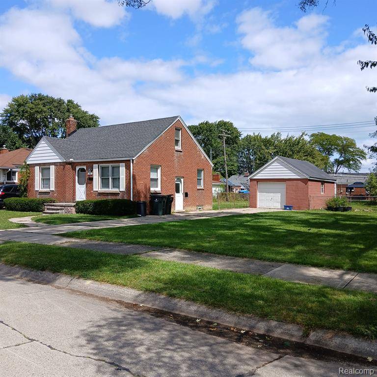 St. Clair Shores, MI 48081,27820 GRANT Street