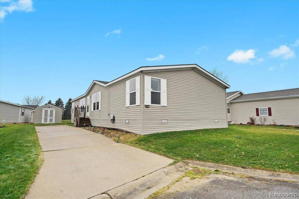 Green Oak Twp, MI 48178,11104 INDIANWOOD