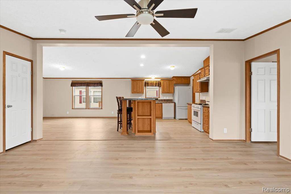 Green Oak Twp, MI 48178,11104 INDIANWOOD