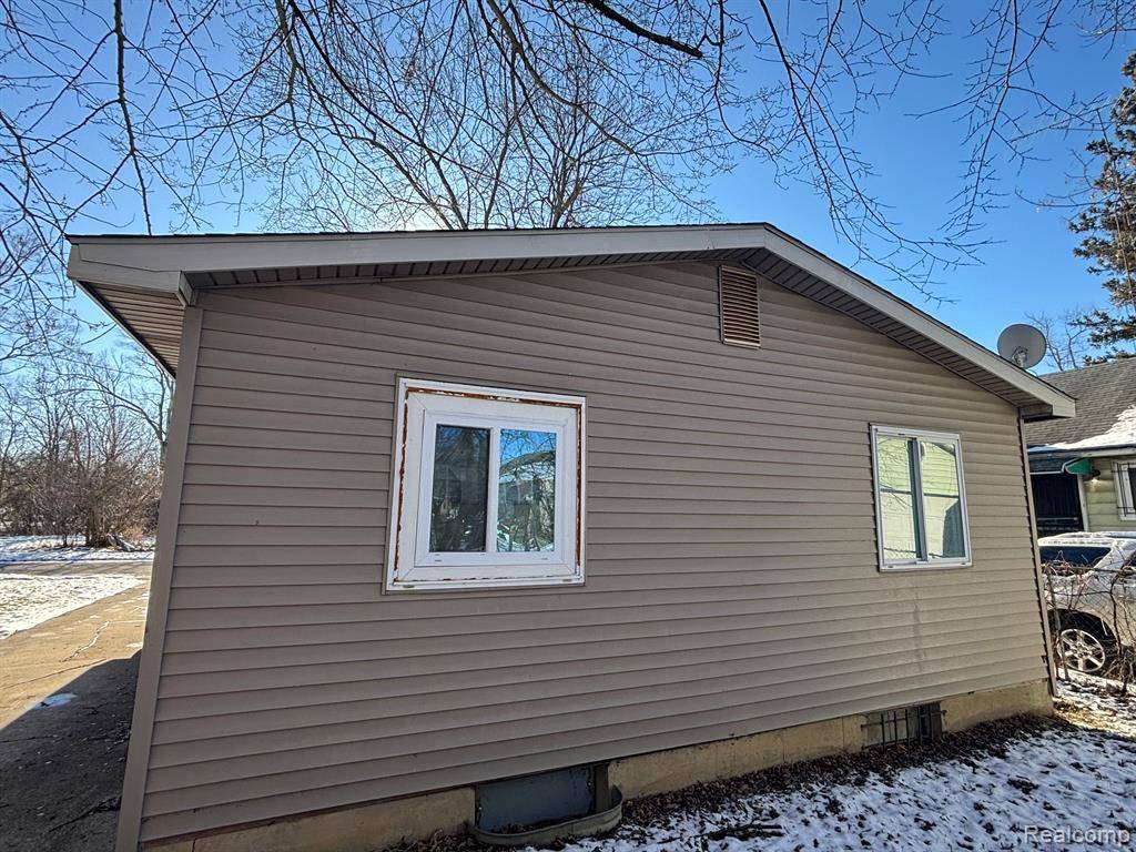 Flint, MI 48505,349 E LORADO Avenue