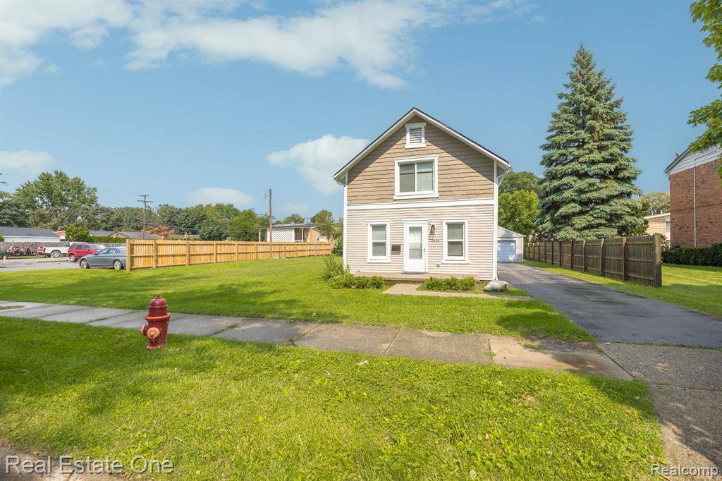 Royal Oak, MI 48073,3420 Fairmont Road