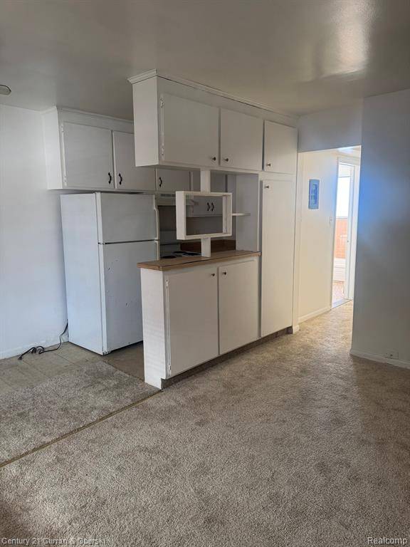 Detroit, MI 48224,10311 CADIEUX Road 6A