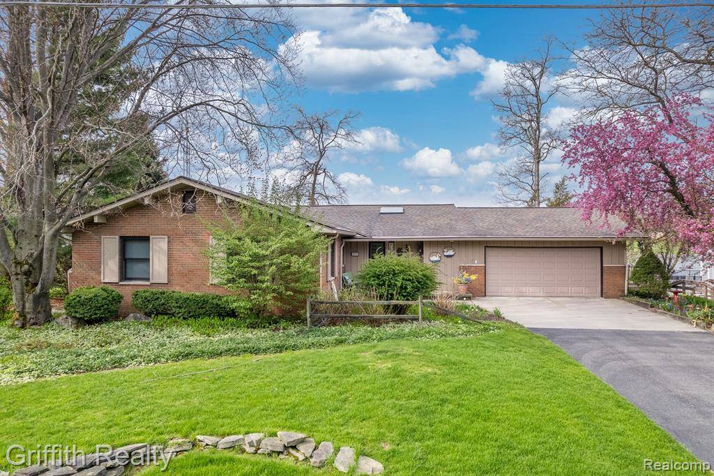 Marion Twp, MI 48843,1366 E COON LAKE Road