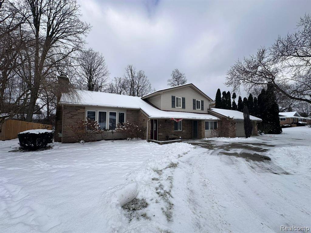 Grand Blanc Twp, MI 48439,1154 KENNEBEC Road