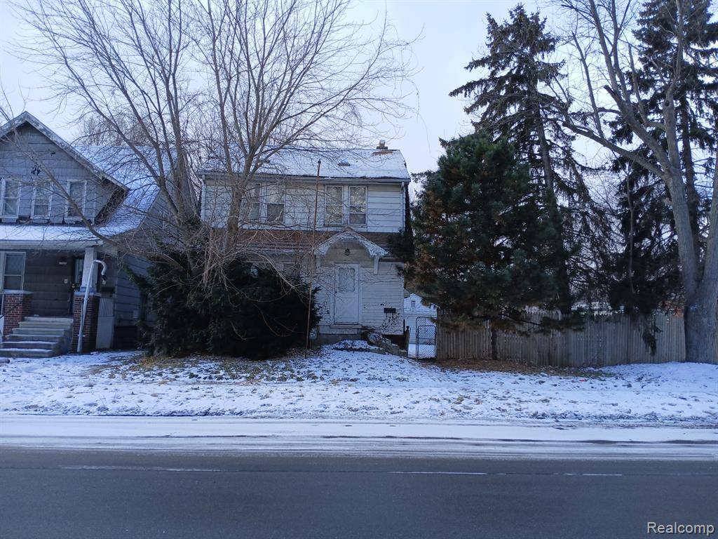 Detroit, MI 48205,17435 WALTHAM Street