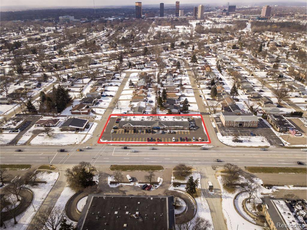 Southfield, MI 48075,25511 SOUTHFIELD Road 104