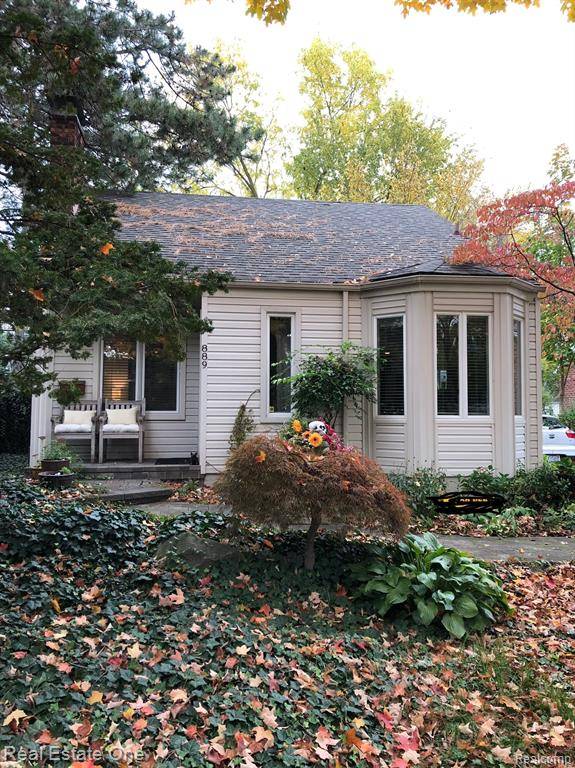 Birmingham, MI 48009,889 CHESTNUT Street