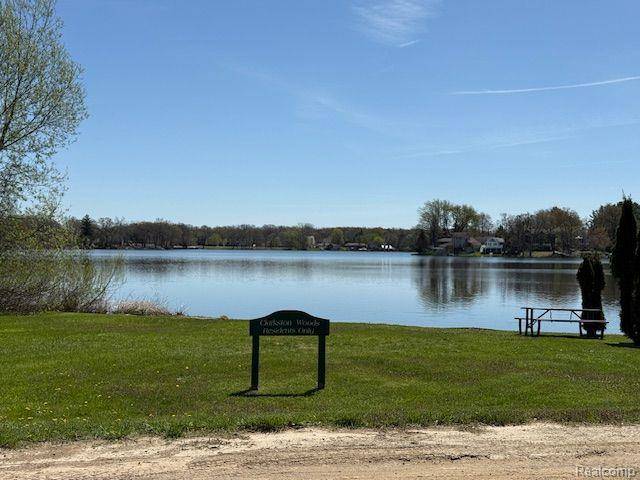 Springfield Twp, MI 48350,11999 Scenic Valley