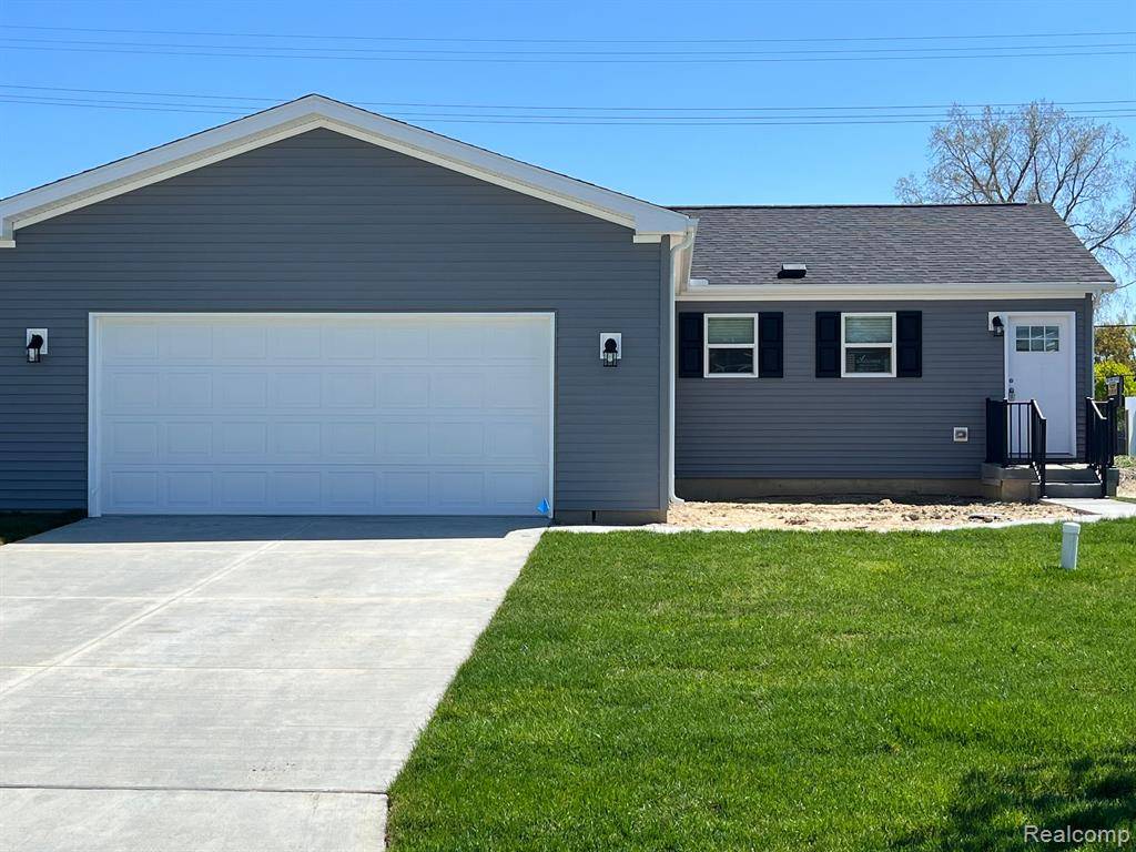 Flint, MI 48506,4413 MAPLE LEAF Trail
