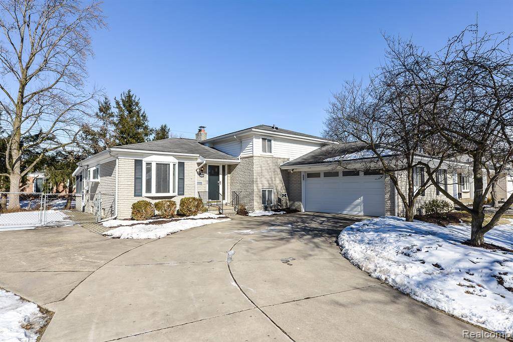 Livonia, MI 48154,34664 Wood Street