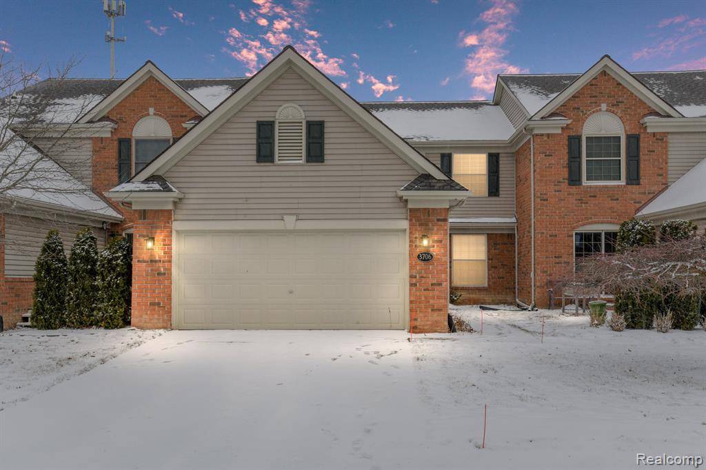 Sterling Heights, MI 48314,3706 KNIGHTBRIDGE Circle