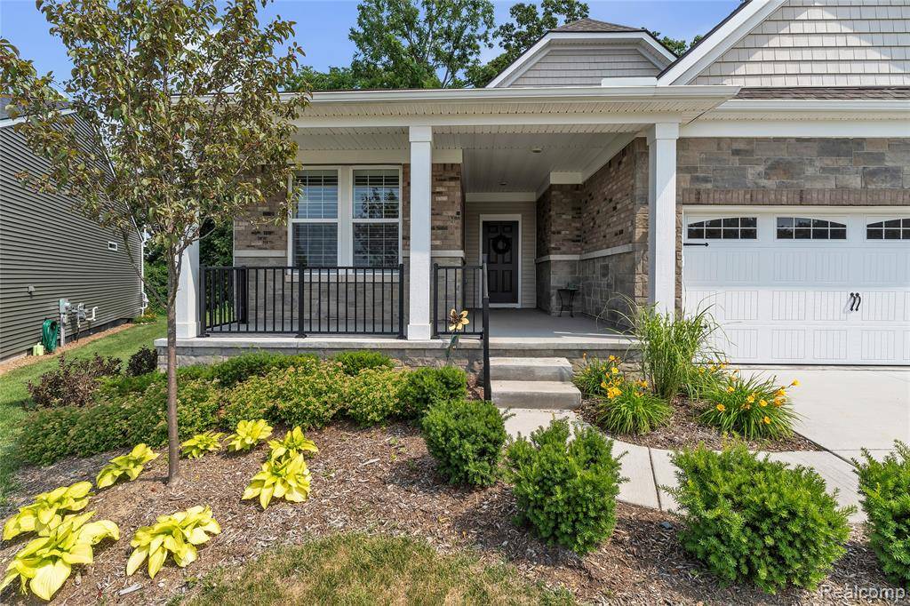 Brighton, MI 48116,4633 CRESTWAY Drive