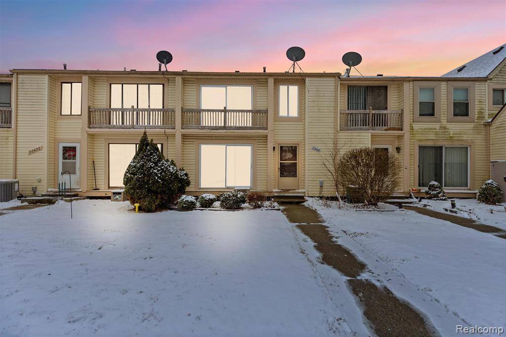 Clinton Twp, MI 48036,23616 MARLBOROUGH Drive