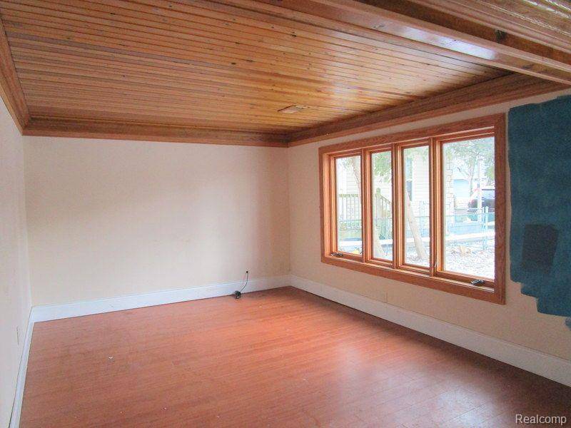 Algonac, MI 48001,124 ROSELAWN Street