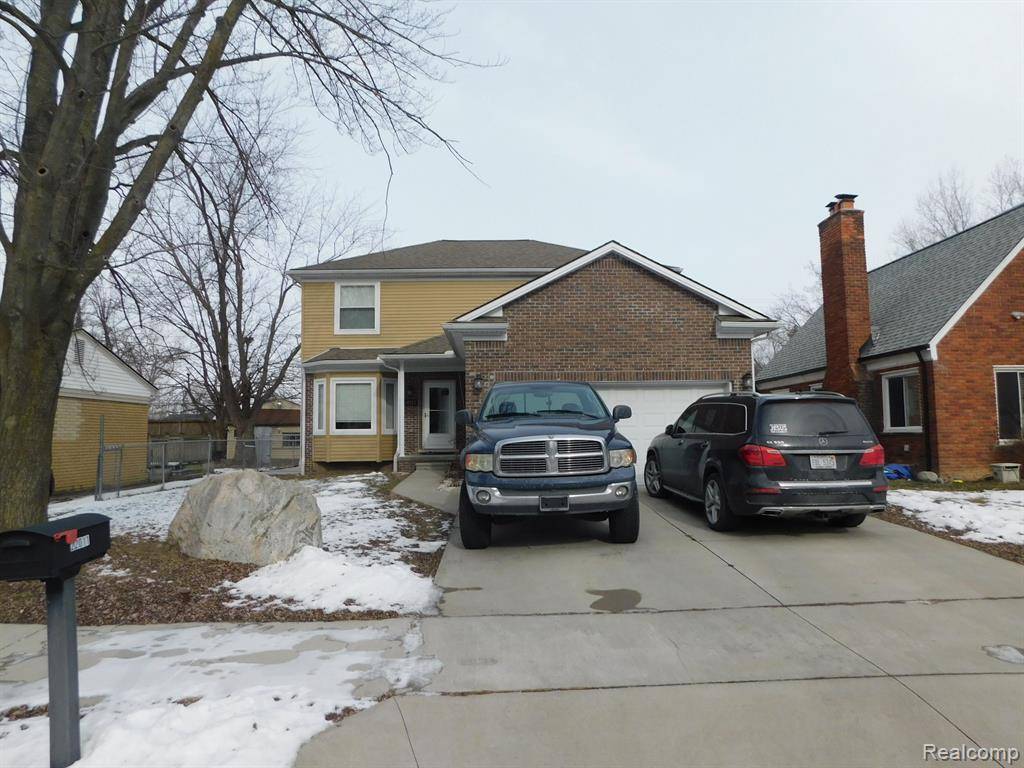 Clinton Twp, MI 48035,22011 SHARKEY Street