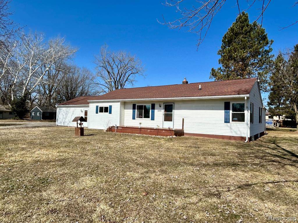 Burton, MI 48509,6195 ROBERTA Street