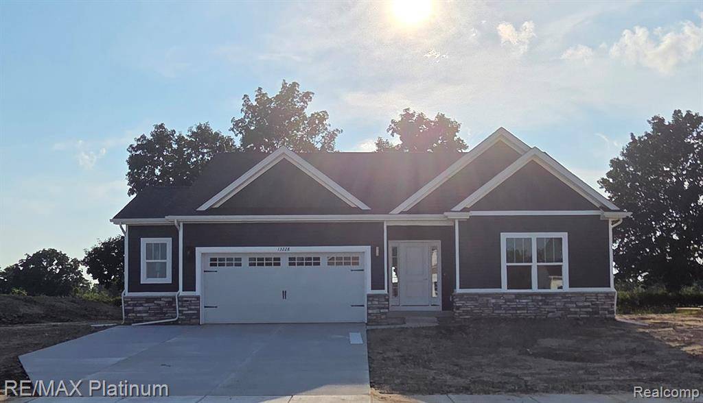 Fenton Twp, MI 48451,13228  Westwinds Drive