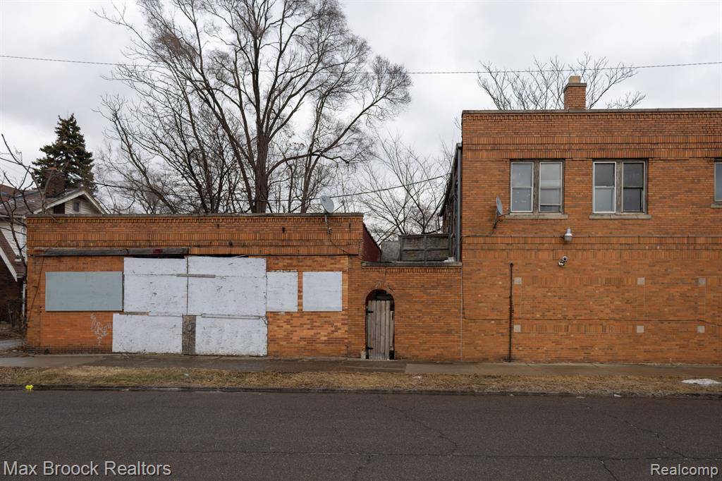 Detroit, MI 48204,8748 TIREMAN Street
