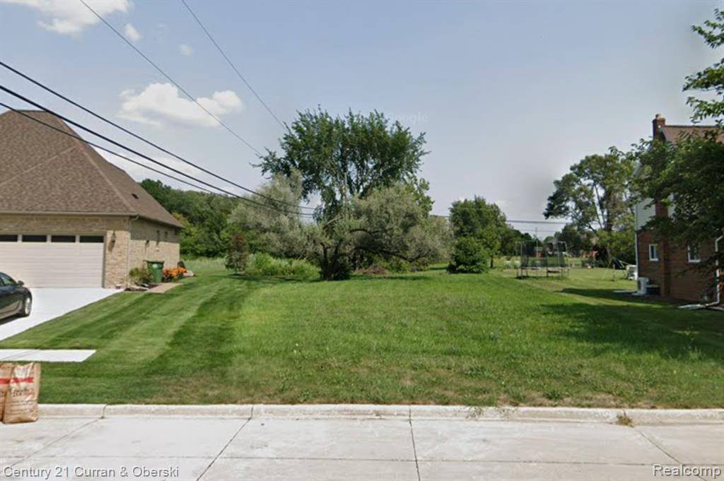 Southgate, MI 48195,14309 Flanders Street