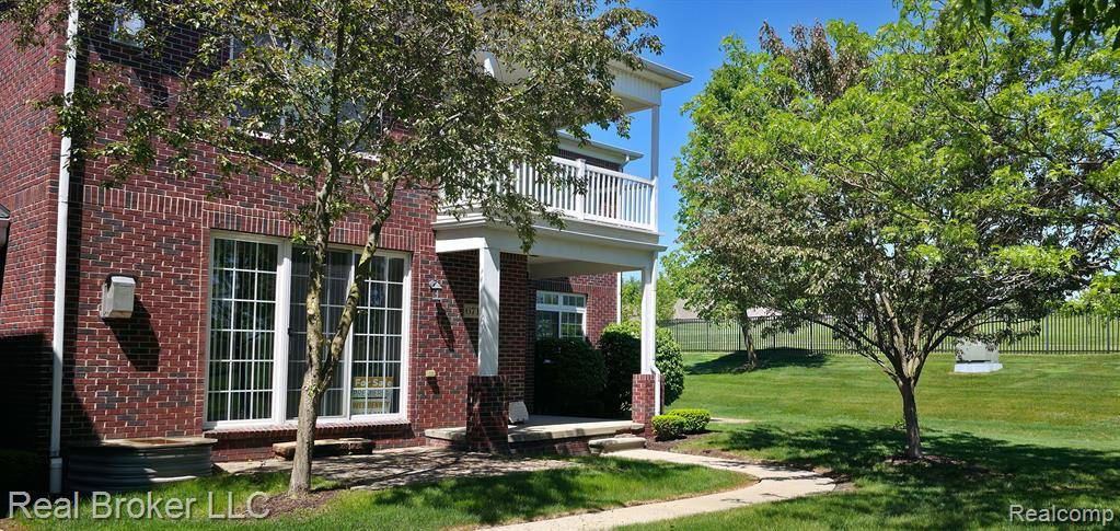 Washington Twp, MI 48094,6713 BOULDER POINTE Drive