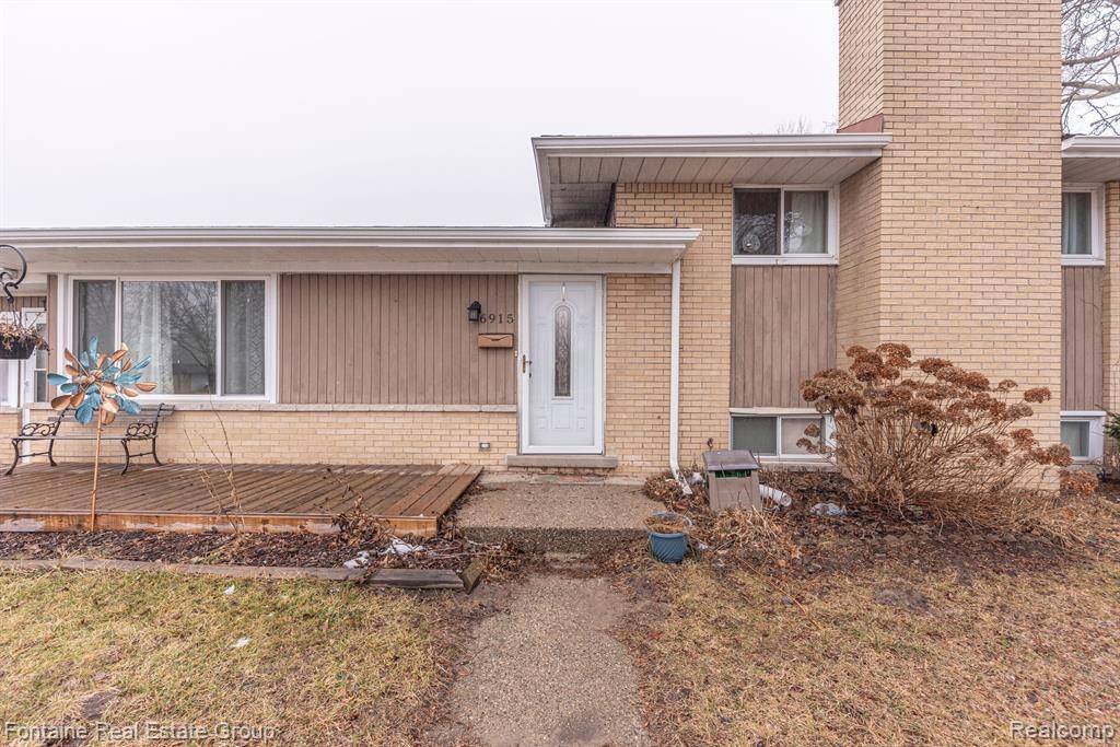 Westland, MI 48185,6915 GERONIMO Street