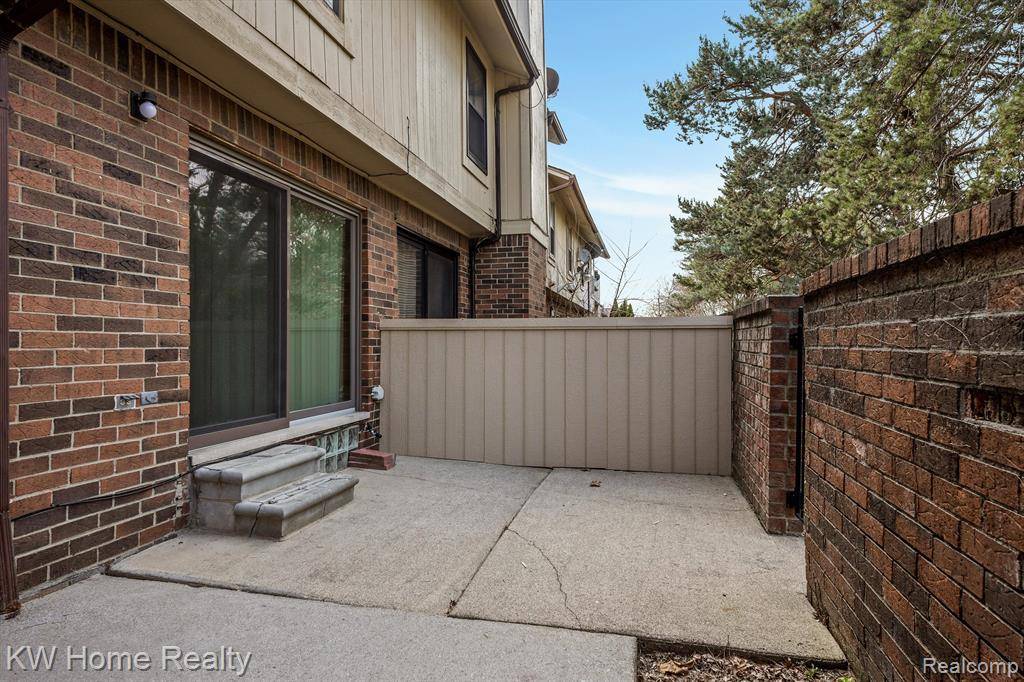 Detroit, MI 48207,3140 WOODS unit 11 Circle