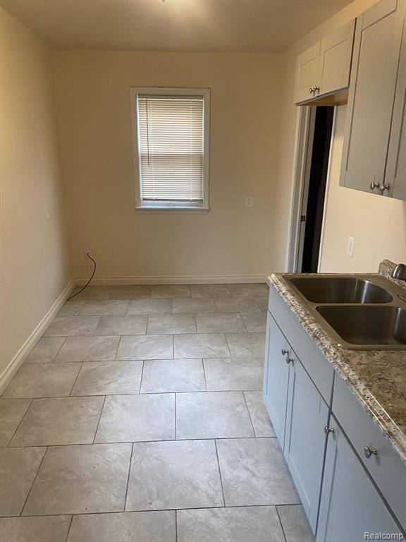 Redford Twp, MI 48239,15521 W Dixie W