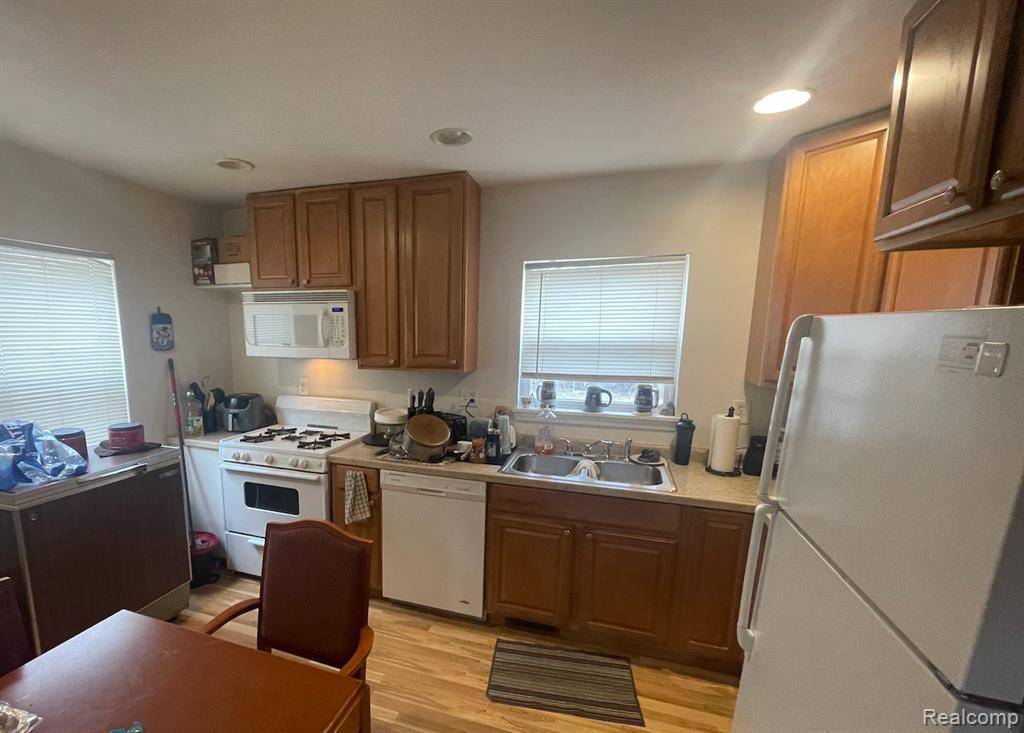 Hazel Park, MI 48030,1029 E WOODRUFF Avenue