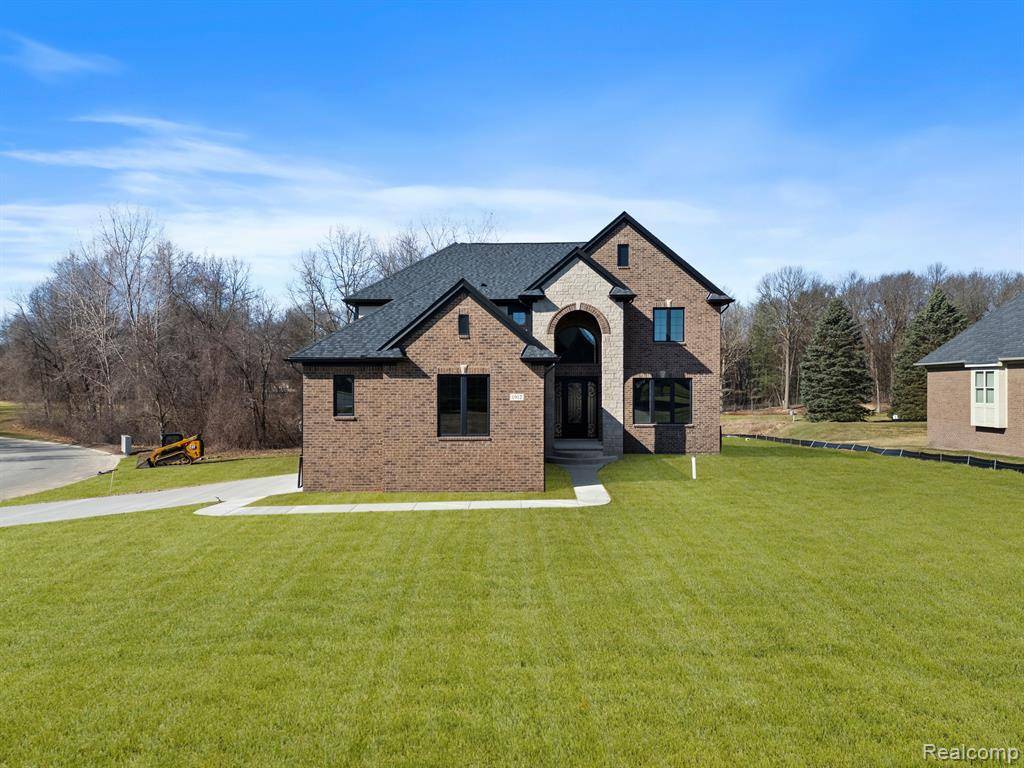 Oxford Twp, MI 48371,1721 ROYAL BIRKDALE Drive