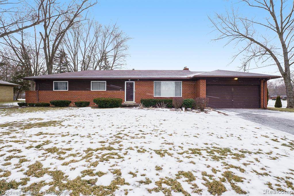 Grand Blanc Twp, MI 48439,8121  Dungarvin Drive
