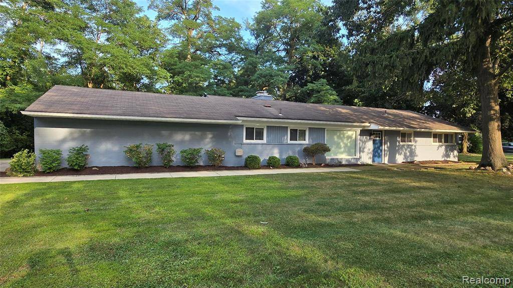 West Bloomfield Twp, MI 48322,7251 N BRIARCLIFF KNOLL Drive
