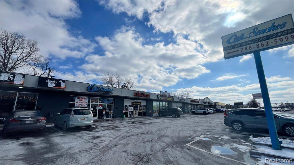 Farmington Hills, MI 48334,0000 Orchard Lake Road