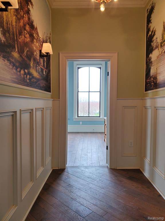 Howell, MI 48843,124 N STATE Street 200 B