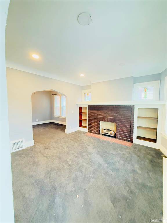 Detroit, MI 48215,4714 DICKERSON Street