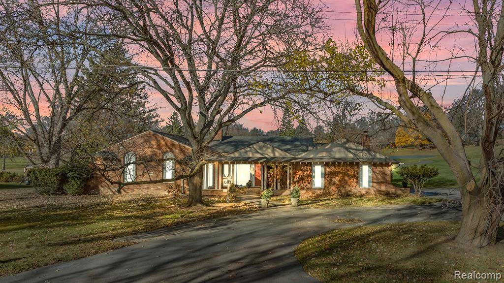 Bloomfield Twp, MI 48302,1206 CEDARHOLM Lane