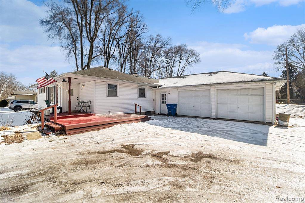 Waterford Twp, MI 48327,5865 ELDRIDGE Drive