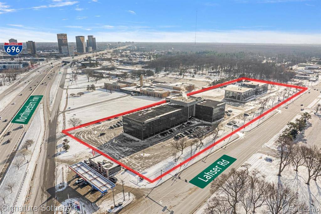 Southfield, MI 48033,26400/26200 LAHSER Road