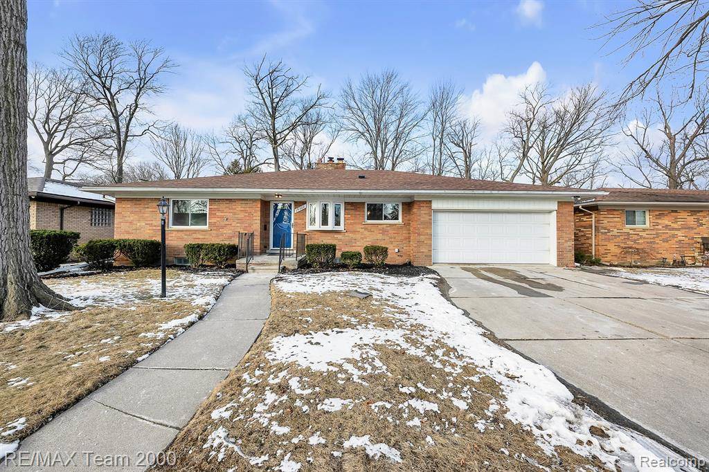 Dearborn, MI 48124,19322 WESTMINISTER