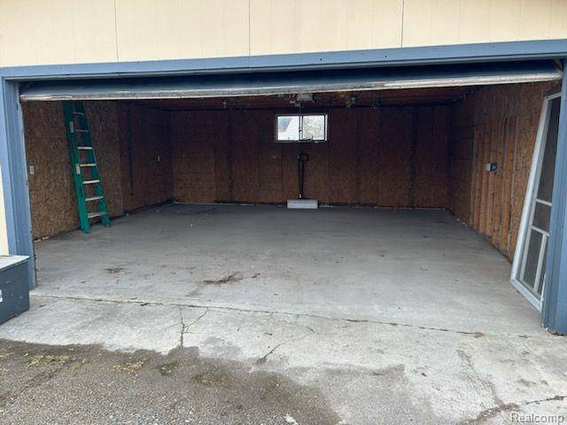 New Haven Vlg, MI 48048,58785 CHENNAULT Drive