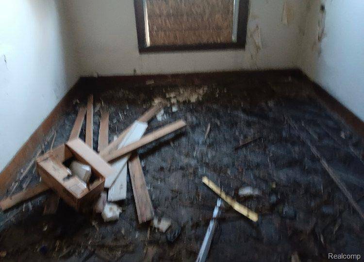 Detroit, MI 48203,25 W GREENDALE