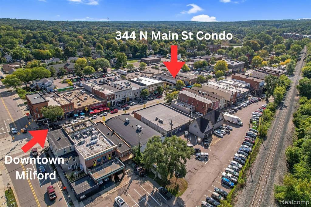 Milford Vlg, MI 48381,344 N MAIN Street 400
