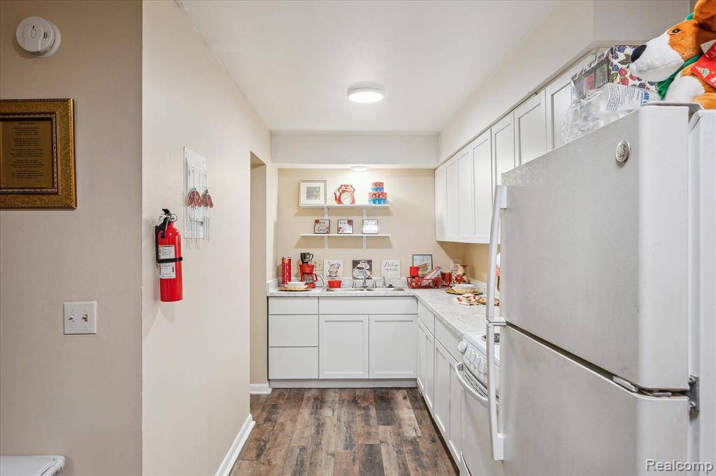 Ypsilanti, MI 48198,33 S GROVE Street