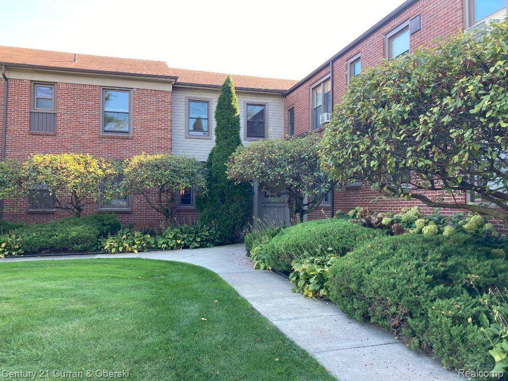 Dearborn, MI 48124,22673 GARRISON Street 208