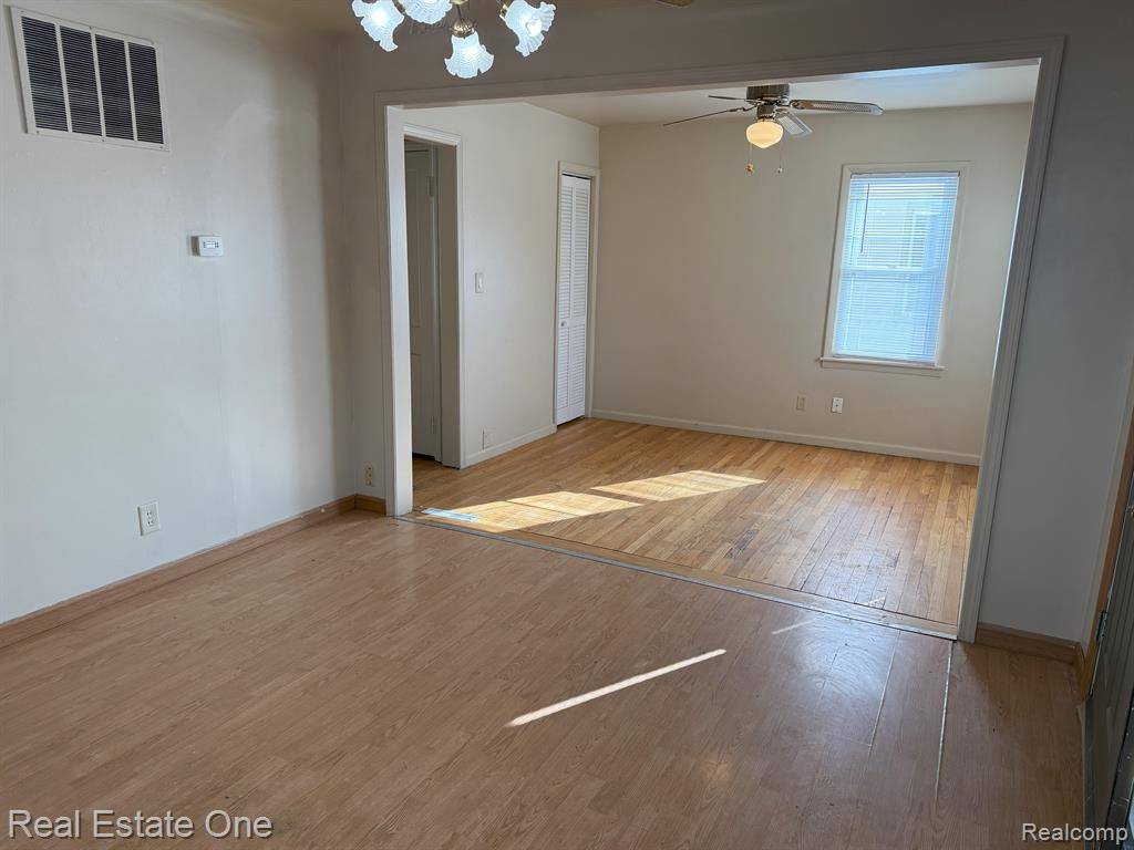 Wyandotte, MI 48192,3805 20TH Street