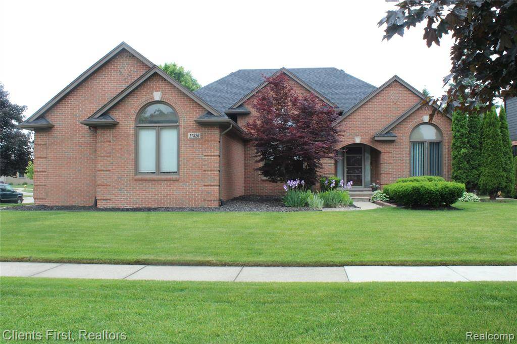 Macomb Twp, MI 48042,17326 COUNTRY CLUB Drive