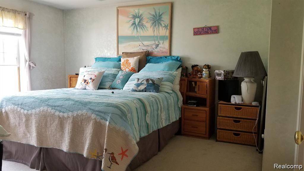 Flint Twp, MI 48532,5400 BRIGHT CREEK Court
