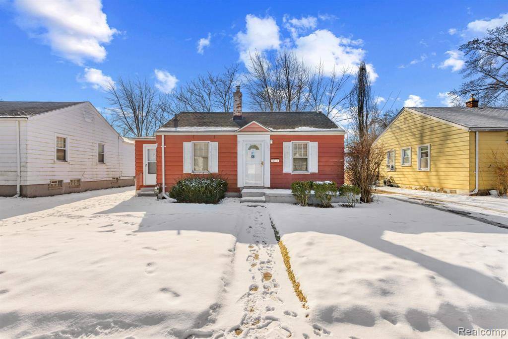 Harper Woods, MI 48225,18922 WASHTENAW Street