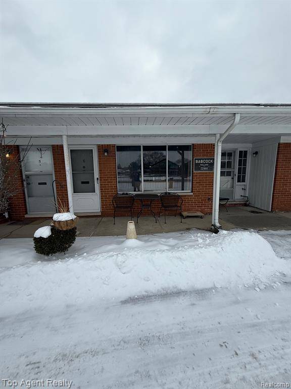 Eastpointe, MI 48021,22444 S KELLY Road 6