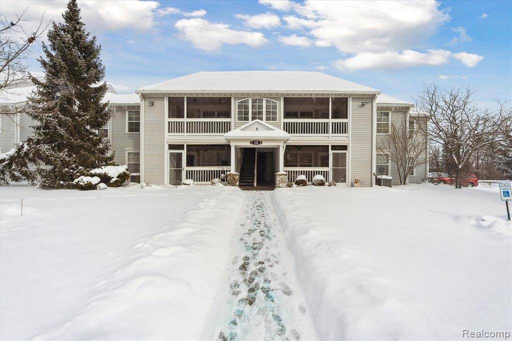 Fenton Twp, MI 48430,12494 SAINT ANDREWS Way