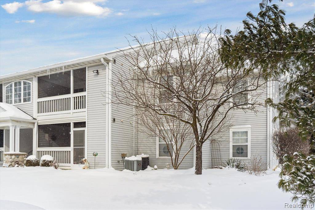 Fenton Twp, MI 48430,12494 SAINT ANDREWS Way